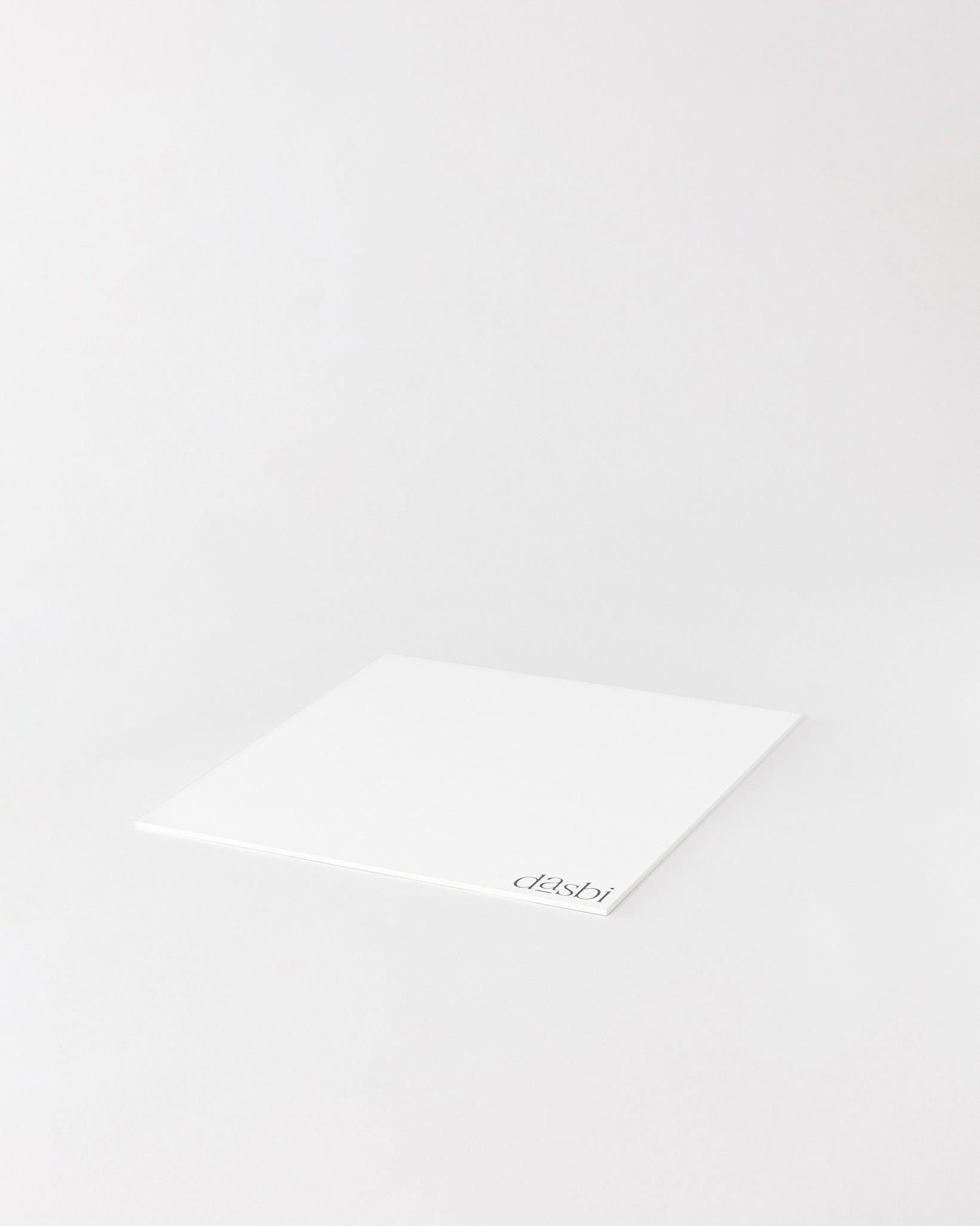 Sottotorta Dasbi, in legno personalizzato da 3mm, bordo bianco