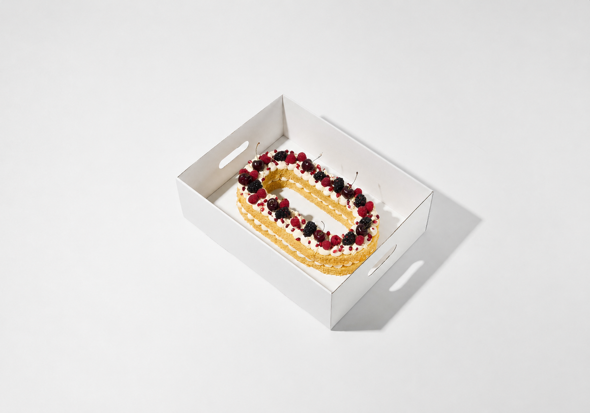 Cake box for square, oval and number cakes.